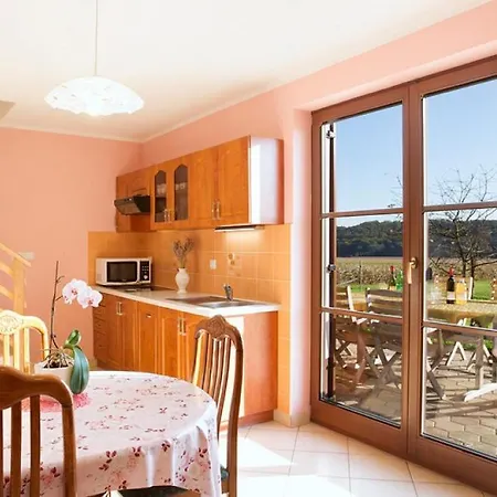 Apartamento - Turisticna Kmetija Vrbnjak Ljutomer