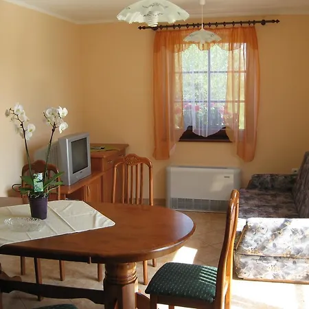 - Turisticna Kmetija Vrbnjak Apartment
