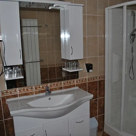 - Turisticna Kmetija Vrbnjak *
