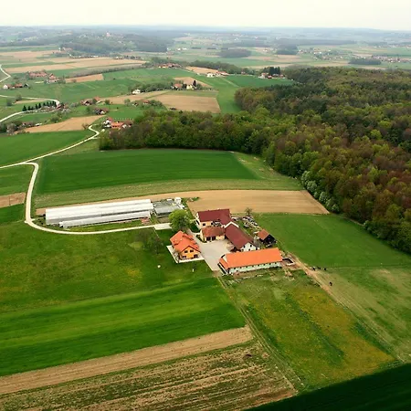 - Turisticna Kmetija Vrbnjak *