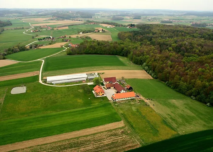 - Turisticna Kmetija Vrbnjak *