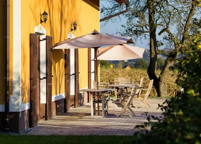 - Turisticna Kmetija Vrbnjak Лютомер